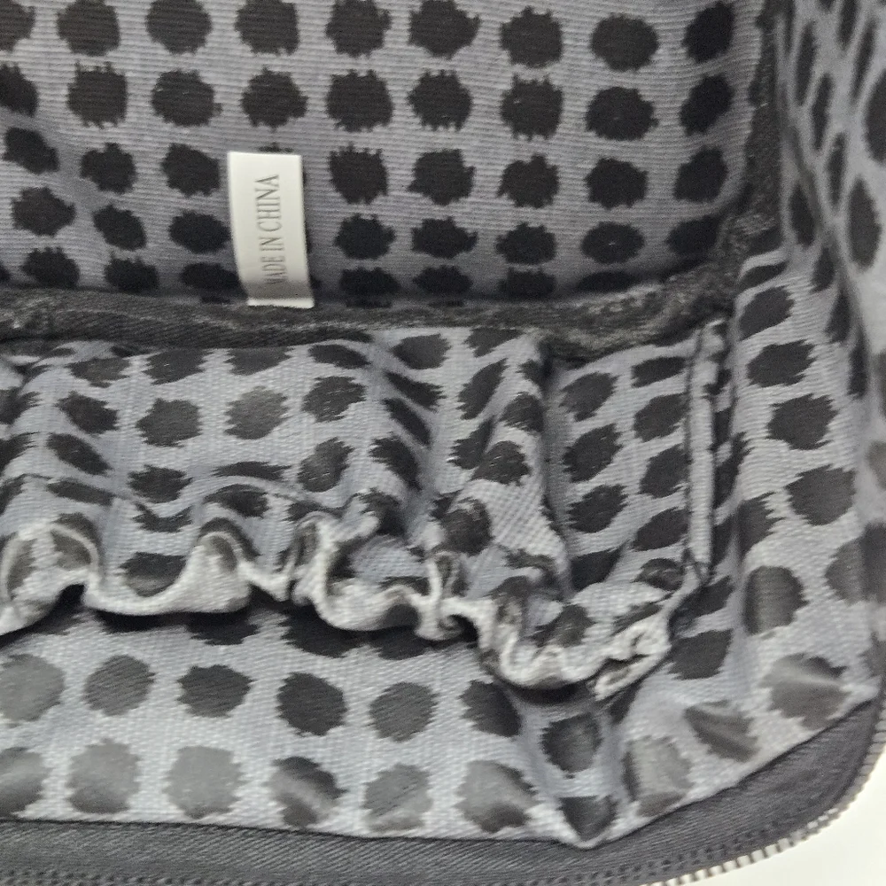 Bella Russo Makeup Bag Black & White Floral Design Zipper Closure Top Handle